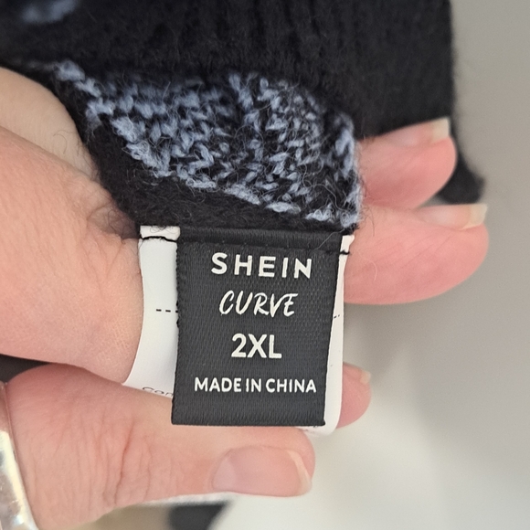 NWOT- Shein Color block, graphic print, sweater, Size 2X. - Picture 13 of 14